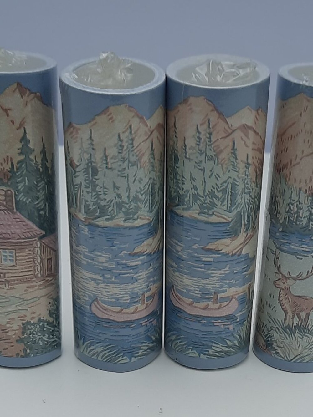 4 New Pre-Pasted Border Rolls D W Wallcovering 4 Yards x 5" Log cabin, Mountains